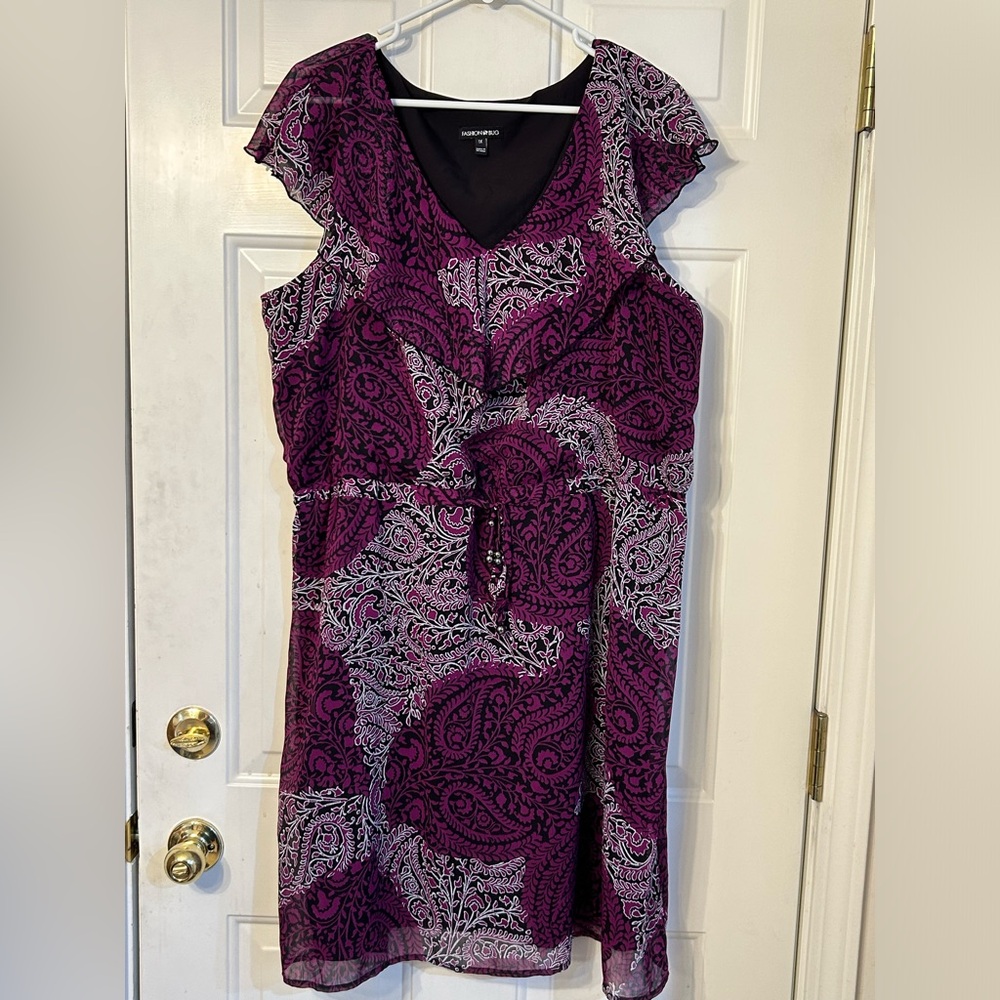 🎉HP🎉 Flirty purple and black cinch waist dress, size 1X